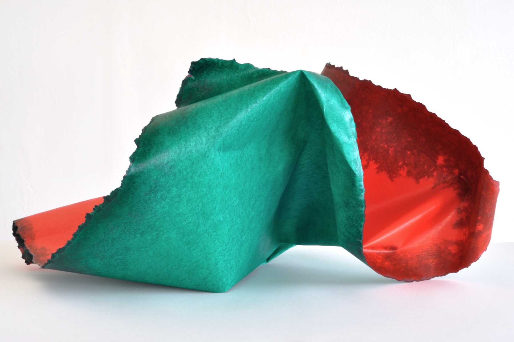  „Rider #3“, Mixed Media, Papier, 34 x 66 x 46 cm 